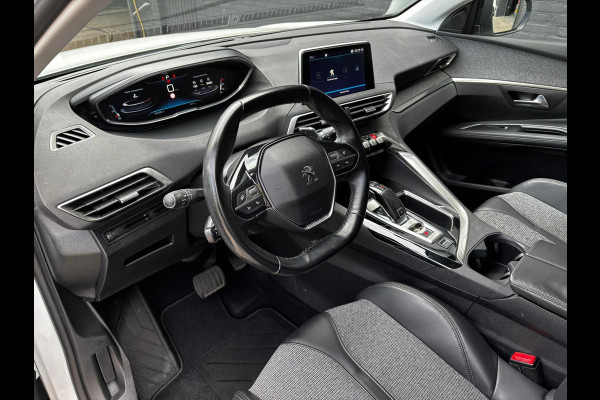 Peugeot 5008 1.2 PureTech Allure CAMERA|7PERSOONS|TREKHAAK|LEDER|NAVI