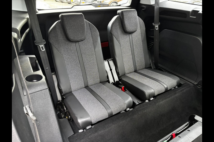Peugeot 5008 1.2 PureTech Allure CAMERA|7PERSOONS|TREKHAAK|LEDER|NAVI