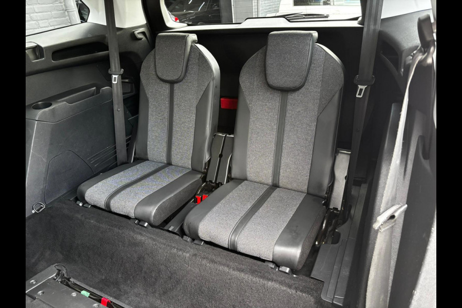 Peugeot 5008 1.2 PureTech Allure CAMERA|7PERSOONS|TREKHAAK|LEDER|NAVI
