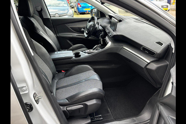 Peugeot 5008 1.2 PureTech Allure CAMERA|7PERSOONS|TREKHAAK|LEDER|NAVI