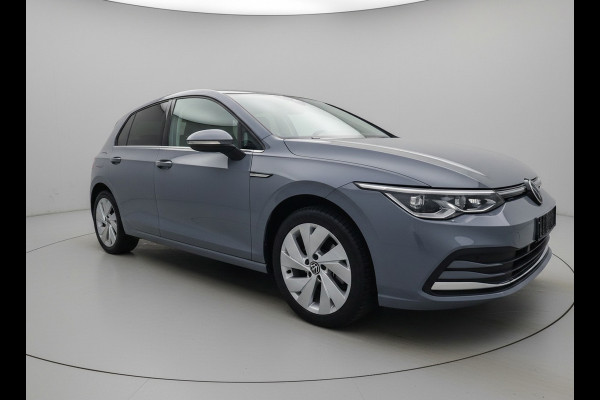 Volkswagen Golf 1.5 TSI 130pk Style * LAGE KMSTAND 26.000KM! * ParkeerCamera * Adaptieve Cruise Control *