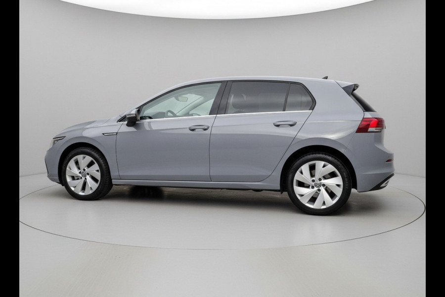 Volkswagen Golf 1.5 TSI 130pk Style * LAGE KMSTAND 26.000KM! * ParkeerCamera * Adaptieve Cruise Control *