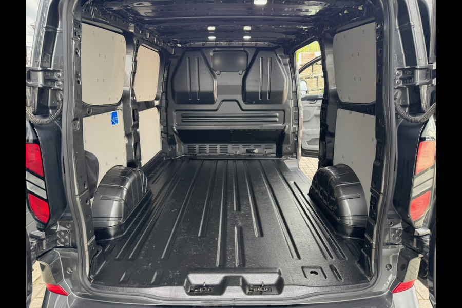 Ford Transit Custom 2.0 TDCI 170pk L1H1 Limited Automaat | Navi | Trekhaak | CarPlay | Camera | Stoelverw. | Cruise | Stuur leder