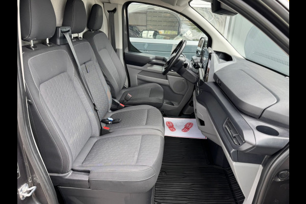 Ford Transit Custom 2.0 TDCI 170pk L1H1 Limited Automaat | Navi | Trekhaak | CarPlay | Camera | Stoelverw. | Cruise | Stuur leder