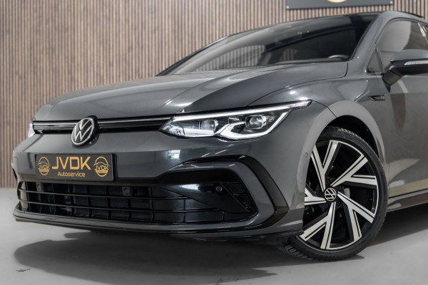 Volkswagen Golf 1.5 eTSI R-Line 2020 DSG IQ PANO CAMERA VIRTUAL