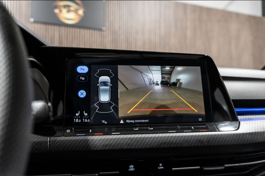 Volkswagen Golf 1.5 eTSI R-Line 2020 DSG IQ PANO CAMERA VIRTUAL