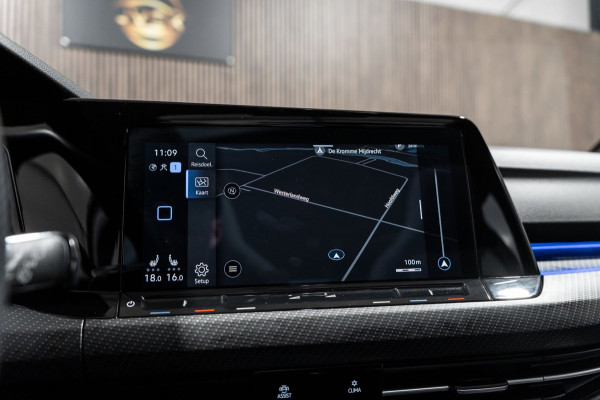 Volkswagen Golf 1.5 eTSI R-Line 2020 DSG IQ PANO CAMERA VIRTUAL