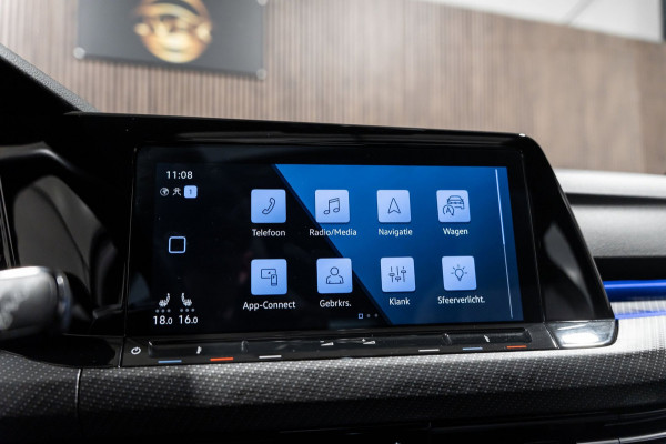 Volkswagen Golf 1.5 eTSI R-Line 2020 DSG IQ PANO CAMERA VIRTUAL