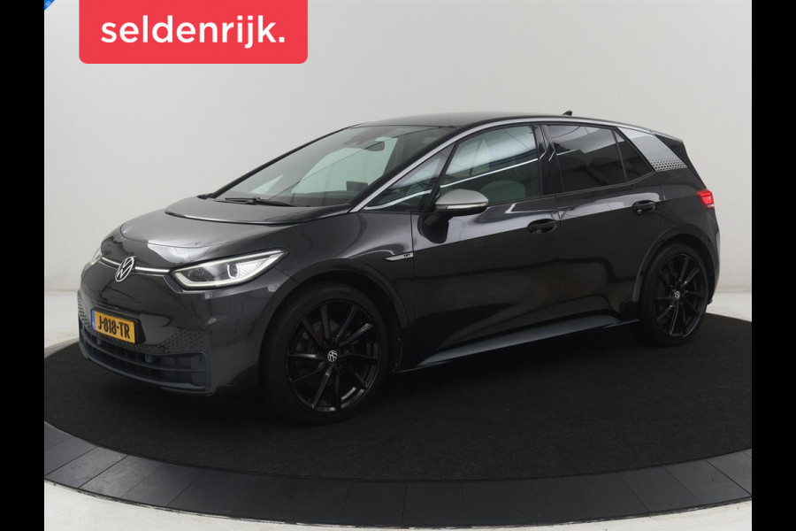 Volkswagen ID.3 First Max 58 kWh | SOH 92.0% | Panoramadak | Adaptive cruise | Stuur/stoel verwarming | Carplay | Camera | Sfeerverlichting | Trekhaak |