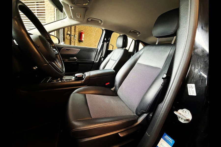 Mercedes-Benz GLA 250 e Luxury Line Camera_Carplay_Leder_zeer nette auto