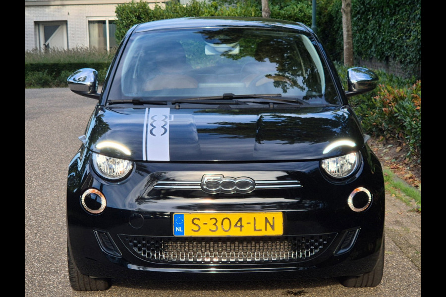 Fiat 500 42 kWh Top SoH 93% CarPlay Special Edition Amaretto Rund Leder interieur 2e Eig NAP