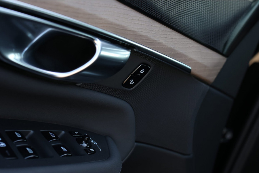 Volvo XC90 2.0 T8 Plug-in hybrid AWD Plus Dark *Pano*H/K*Head-Up*360 Camera*