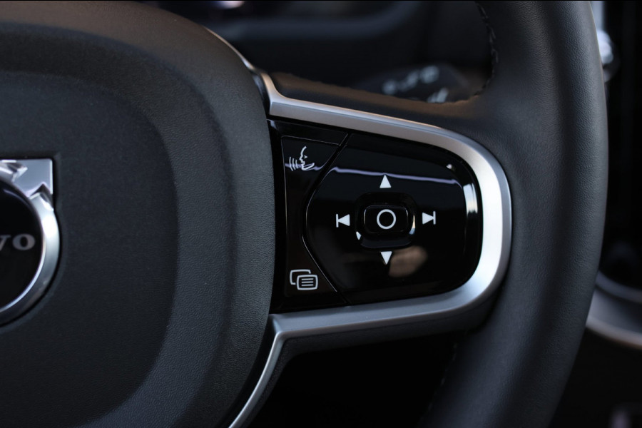 Volvo XC90 2.0 T8 Plug-in hybrid AWD Plus Dark *Pano*H/K*Head-Up*360 Camera*