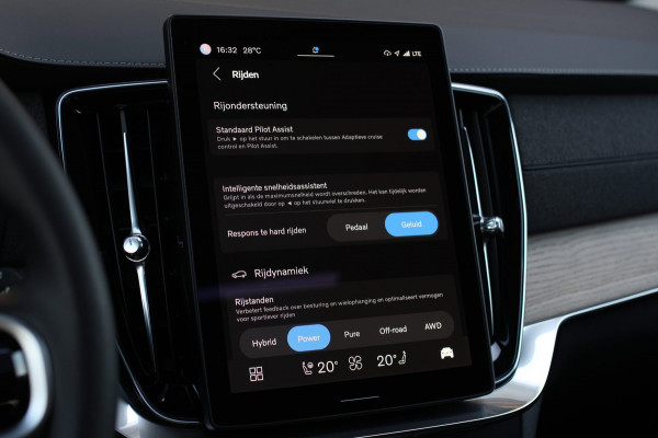 Volvo XC90 2.0 T8 Plug-in hybrid AWD Plus Dark *Pano*H/K*Head-Up*360 Camera*