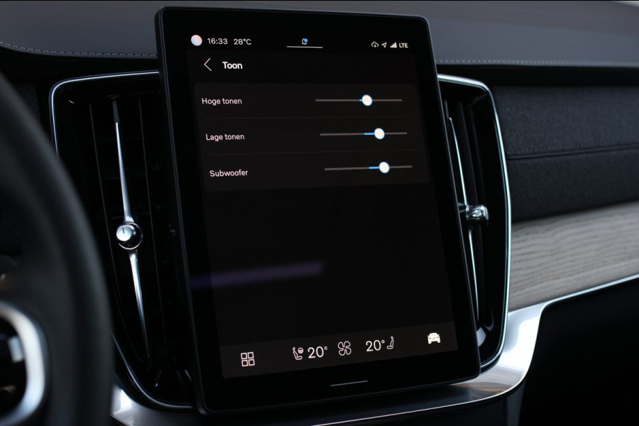 Volvo XC90 2.0 T8 Plug-in hybrid AWD Plus Dark *Pano*H/K*Head-Up*360 Camera*