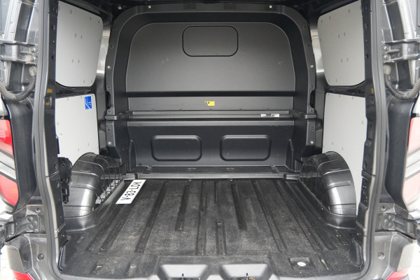 Ford Transit Custom 320 2.0 TDCI L1H1 Trend DC 136pk 6 Zits - Trekhaak - Stoel/Stuurverwarming - LED - Carplay/Android - Cruise - Rijklaar