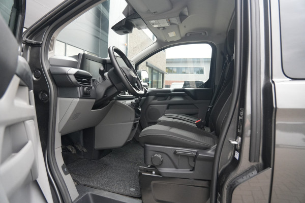 Ford Transit Custom 320 2.0 TDCI L1H1 Trend DC 136pk 6 Zits - Trekhaak - Stoel/Stuurverwarming - LED - Carplay/Android - Cruise - Rijklaar