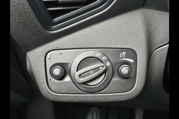 Ford C-MAX 1.0 Titanium Dealeronderhouden | Zéér complete uitvoering | Trekhaak | Bi-xenon koplampen | Achteruitrijcamera | Automatisch inparkeren | Navigatie etc.