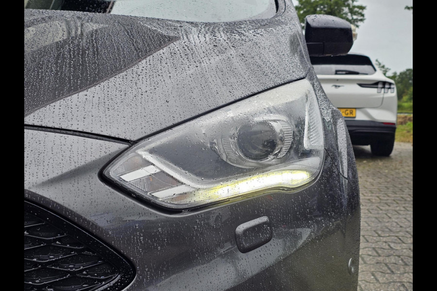 Ford C-MAX 1.0 Titanium Dealeronderhouden | Zéér complete uitvoering | Trekhaak | Bi-xenon koplampen | Achteruitrijcamera | Automatisch inparkeren | Navigatie etc.