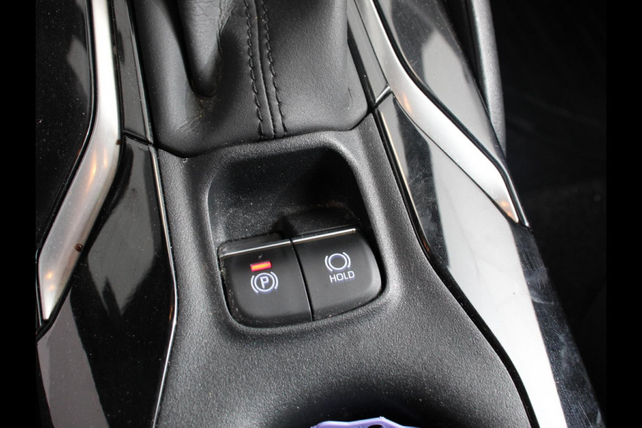 Toyota Corolla Touring Sports 2.0 Hybrid Business Smart Climate control Cruise control Camera Keyless Navigatie Apple Carplay/ Android Auto Stoel + stuur verwarming