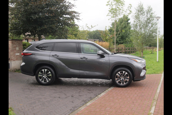 Toyota highlander 2.5 AWD Hybrid Business | 7 Persoons | Camera | Trekhaak | Apple Carplay | ACC | NL-Auto |