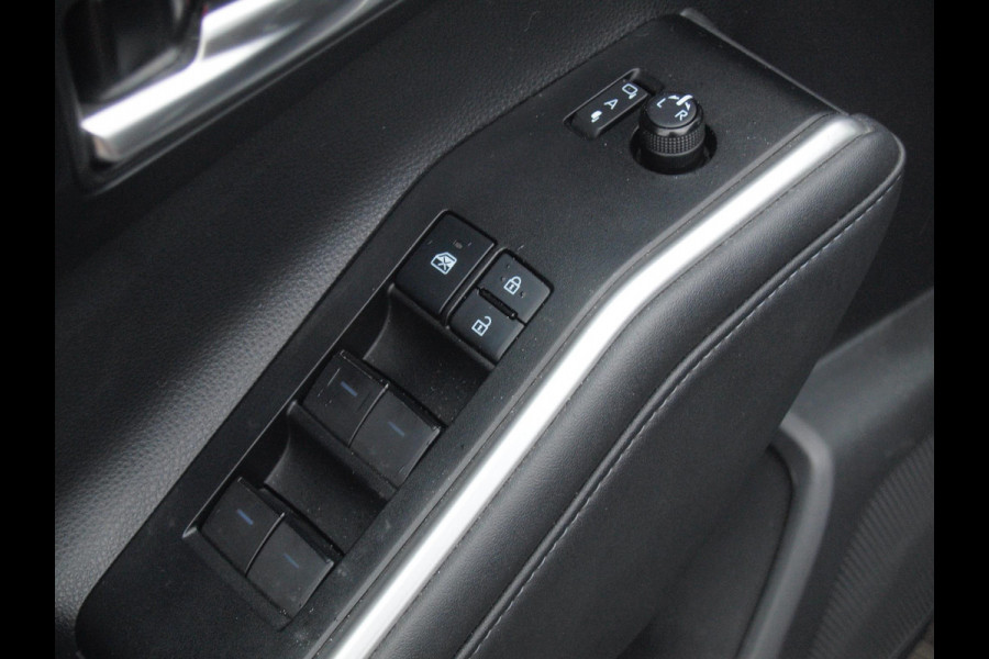 Toyota highlander 2.5 AWD Hybrid Business | 7 Persoons | Camera | Trekhaak | Apple Carplay | ACC | NL-Auto |
