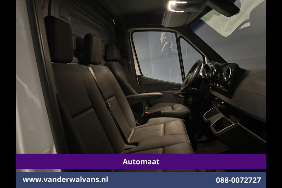 Mercedes-Benz Sprinter 317 CDI 170pk 9G-Tronic Automaat L2H2 Euro6 Airco | Camera | Navigatie | Adaptieve Cruisecontrol | LED Chauffeursstoel, Stoelverwarming, Parkeersensoren, Bijrijdersbank