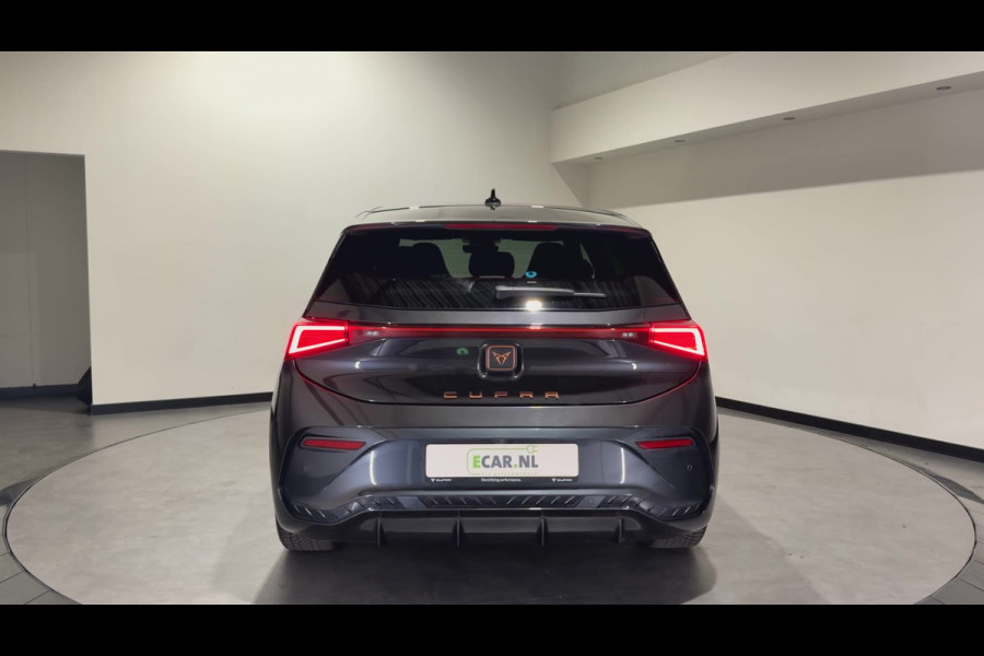 CUPRA Born Adrenaline One 62 kWh | ACC | Keyless | Stoelen & stuur verwarmd