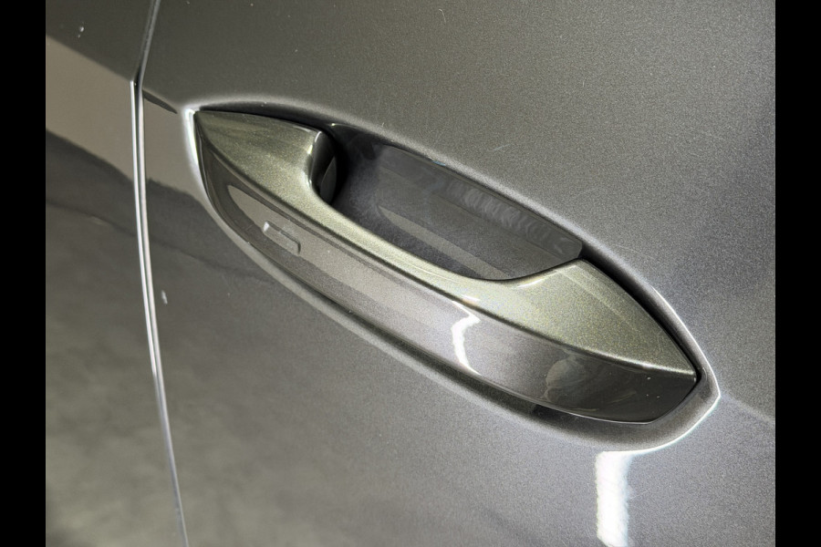 CUPRA Born Adrenaline One 62 kWh | ACC | Keyless | Stoelen & stuur verwarmd