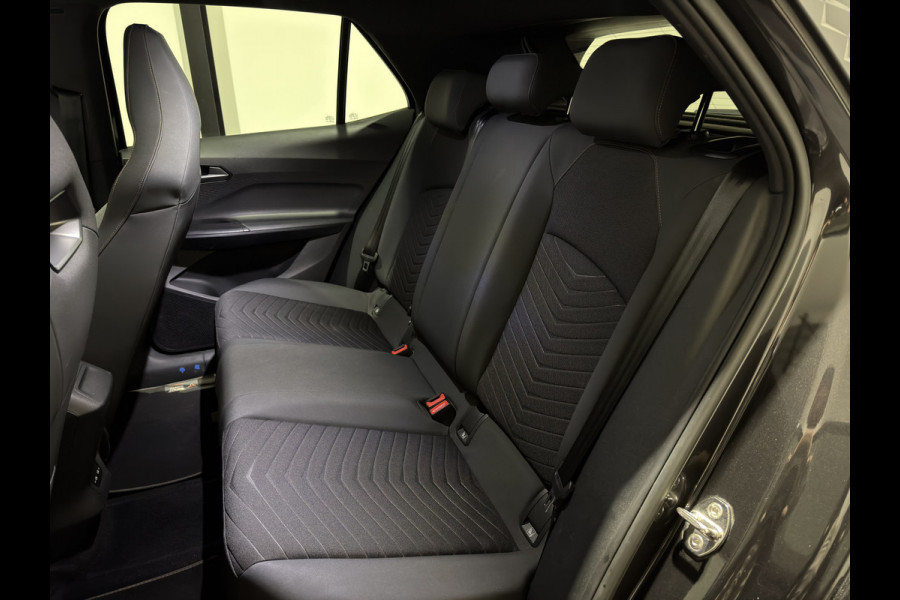 CUPRA Born Adrenaline One 62 kWh | ACC | Keyless | Stoelen & stuur verwarmd