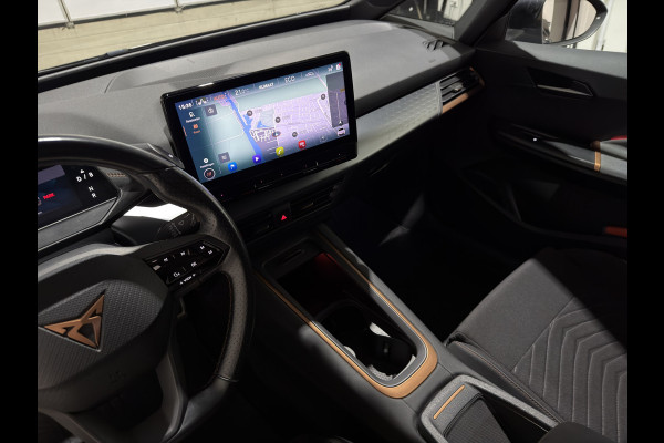 CUPRA Born Adrenaline One 62 kWh | ACC | Keyless | Stoelen & stuur verwarmd