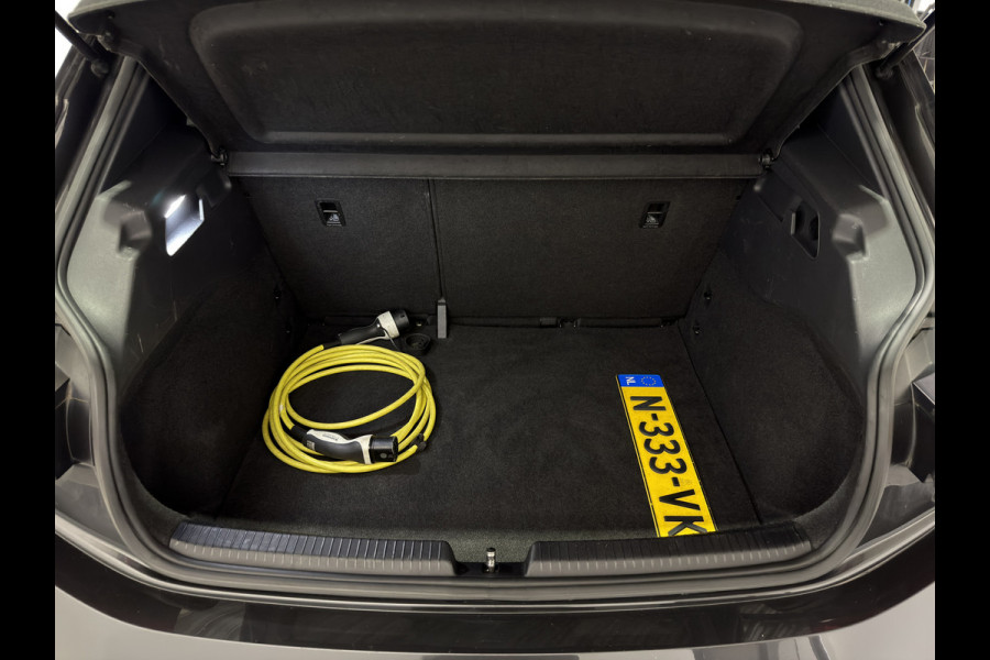 CUPRA Born Adrenaline One 62 kWh | ACC | Keyless | Stoelen & stuur verwarmd
