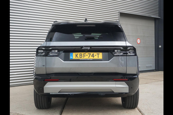 Jeep Compass First Edition 74 kWh | Adapt. Cruise | Camera | Carplay | 20" | Elektr. A-Klep | Navi | Winter Pack | Schuif/Kanteldak | Premium Pack | Conv. Pack | Warmtepomp
