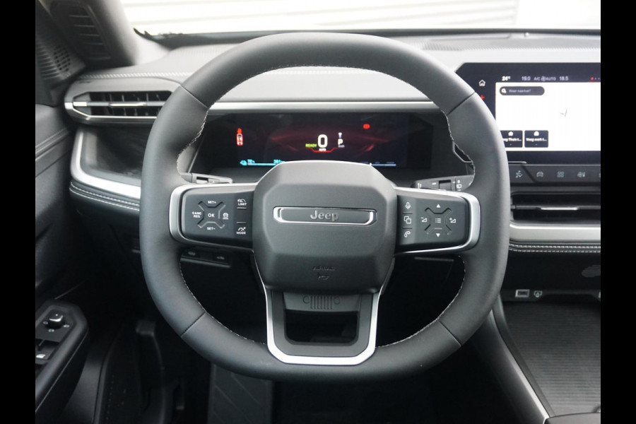 Jeep Compass First Edition 74 kWh | Adapt. Cruise | Camera | Carplay | 20" | Elektr. A-Klep | Navi | Winter Pack | Schuif/Kanteldak | Premium Pack | Conv. Pack | Warmtepomp