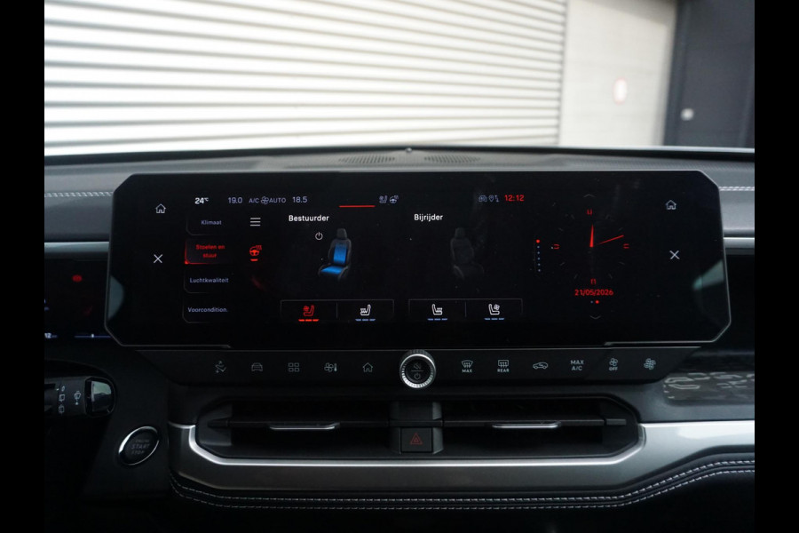 Jeep Compass First Edition 74 kWh | Adapt. Cruise | Camera | Carplay | 20" | Elektr. A-Klep | Navi | Winter Pack | Schuif/Kanteldak | Premium Pack | Conv. Pack | Warmtepomp