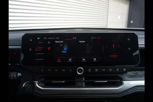 Jeep Compass First Edition 74 kWh | Adapt. Cruise | Camera | Carplay | 20" | Elektr. A-Klep | Navi | Winter Pack | Schuif/Kanteldak | Premium Pack | Conv. Pack | Warmtepomp
