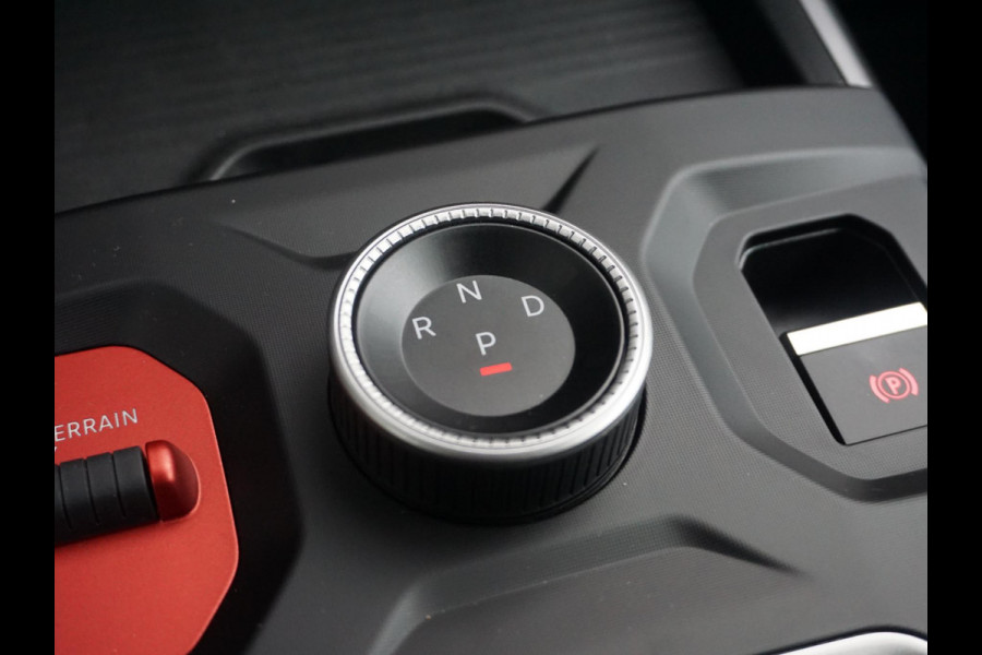Jeep Compass First Edition 74 kWh | Adapt. Cruise | Camera | Carplay | 20" | Elektr. A-Klep | Navi | Winter Pack | Schuif/Kanteldak | Premium Pack | Conv. Pack | Warmtepomp