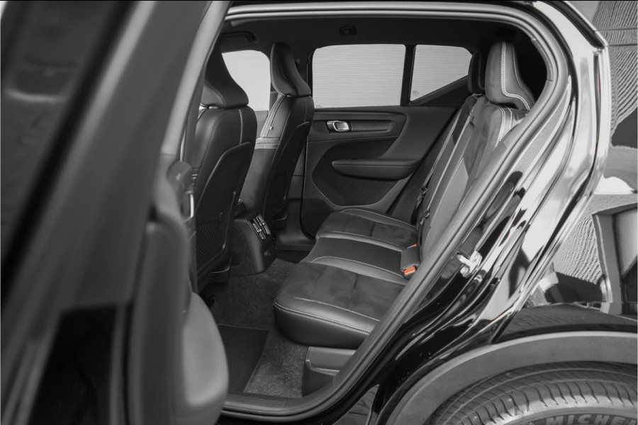 Volvo XC40 1.5 T5 Recharge R-Design ACC H&K Keyless Camera