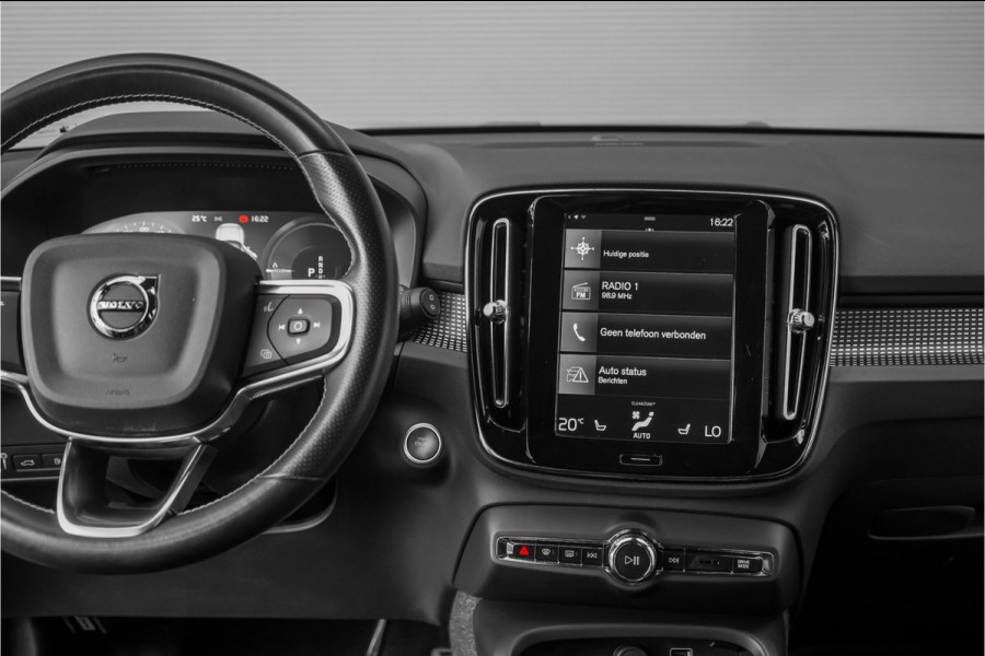 Volvo XC40 1.5 T5 Recharge R-Design ACC H&K Keyless Camera