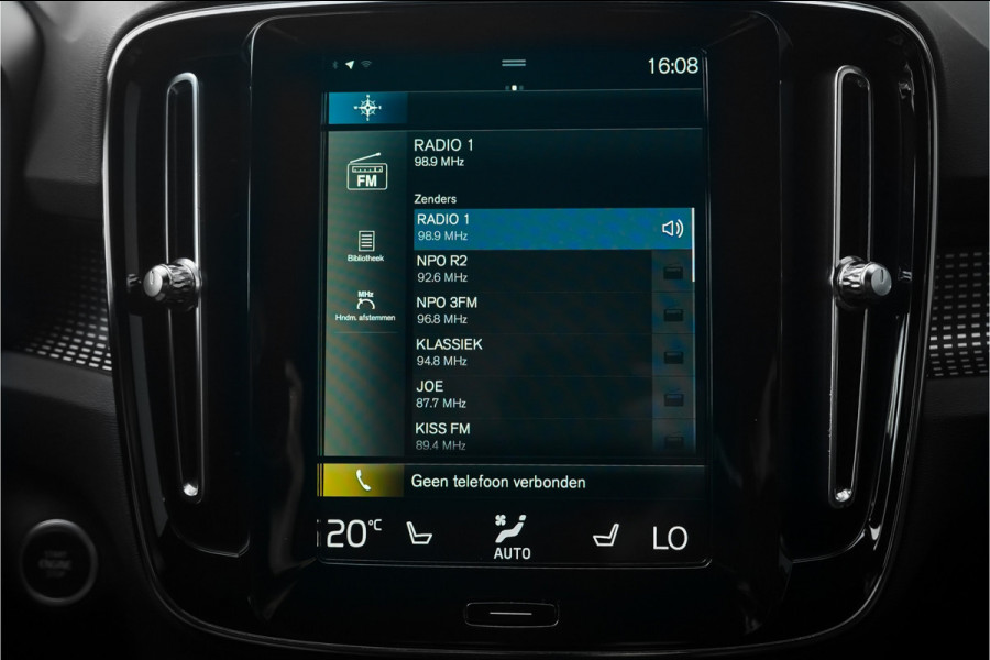 Volvo XC40 1.5 T5 Recharge R-Design ACC H&K Keyless Camera
