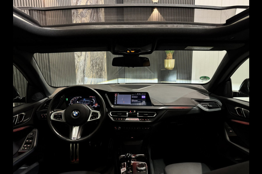 BMW 2 Serie Gran Coupé 218i High Ex M-Sport|PANO|SFEER|VIRTUAL|BOMVOL!