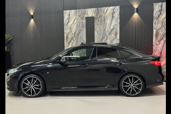 BMW 2 Serie Gran Coupé 218i High Ex M-Sport|PANO|SFEER|VIRTUAL|BOMVOL!