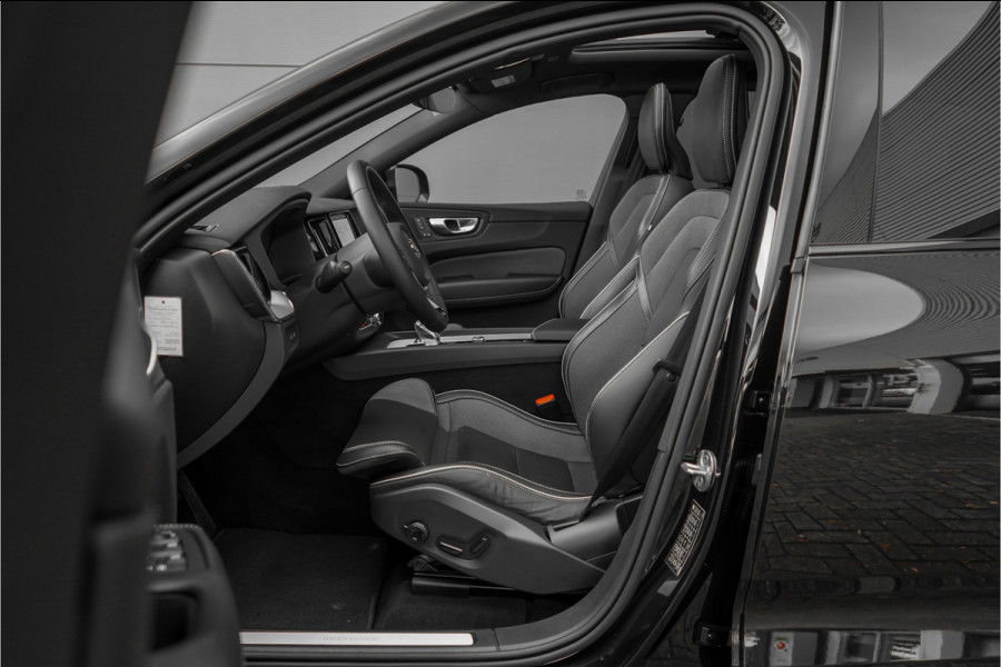 Volvo XC60 2.0 T6 Plug-in hybrid AWD Plus Dark Pano Trekhaak ACC