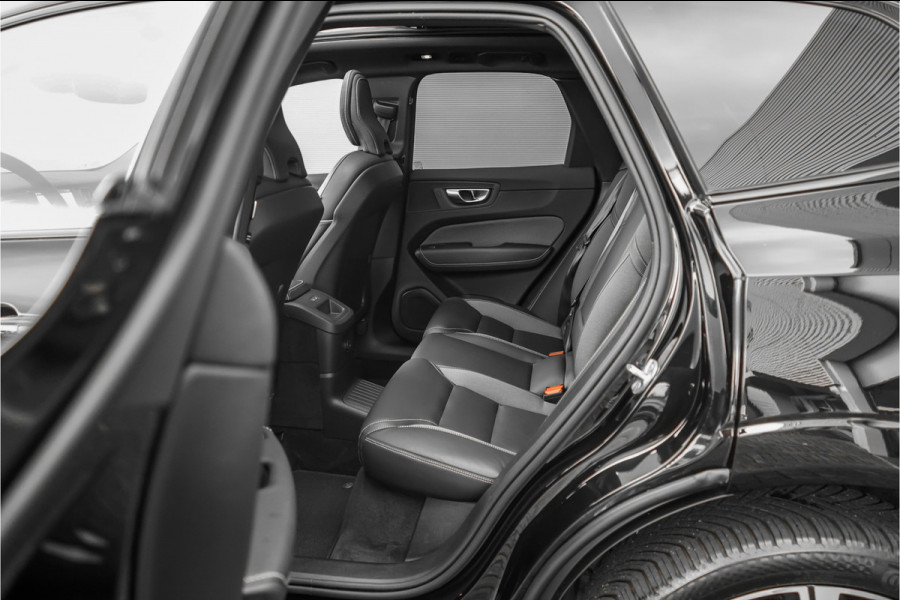 Volvo XC60 2.0 T6 Plug-in hybrid AWD Plus Dark Pano Trekhaak ACC