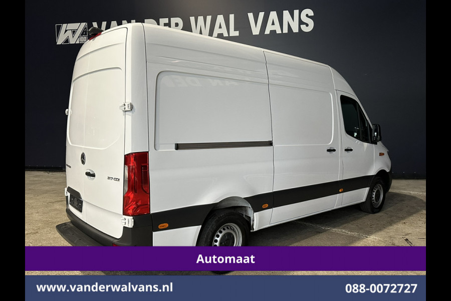 Mercedes-Benz Sprinter 317 CDI 170pk 9G-Tronic Automaat L2H2 Euro6 Airco | Camera | Navigatie | Adaptieve Cruisecontrol | LED Chauffeursstoel, Stoelverwarming, Parkeersensoren, Bijrijdersbank
