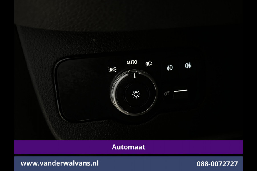Mercedes-Benz Sprinter 317 CDI 170pk 9G-Tronic Automaat L2H2 Euro6 Airco | Camera | Navigatie | Adaptieve Cruisecontrol | LED Chauffeursstoel, Stoelverwarming, Parkeersensoren, Bijrijdersbank