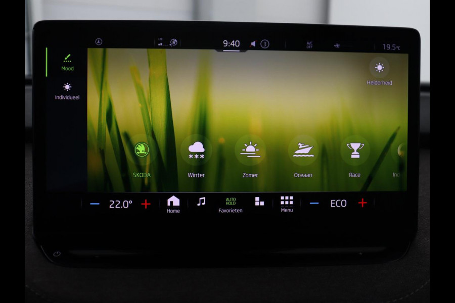 Škoda Enyaq iV 60 | SOH 93,2% | Cruise control | Carplay | Navigatie | Camera | Park assist | Sfeerverlichting | Virtueel dashboard | 19" velgen