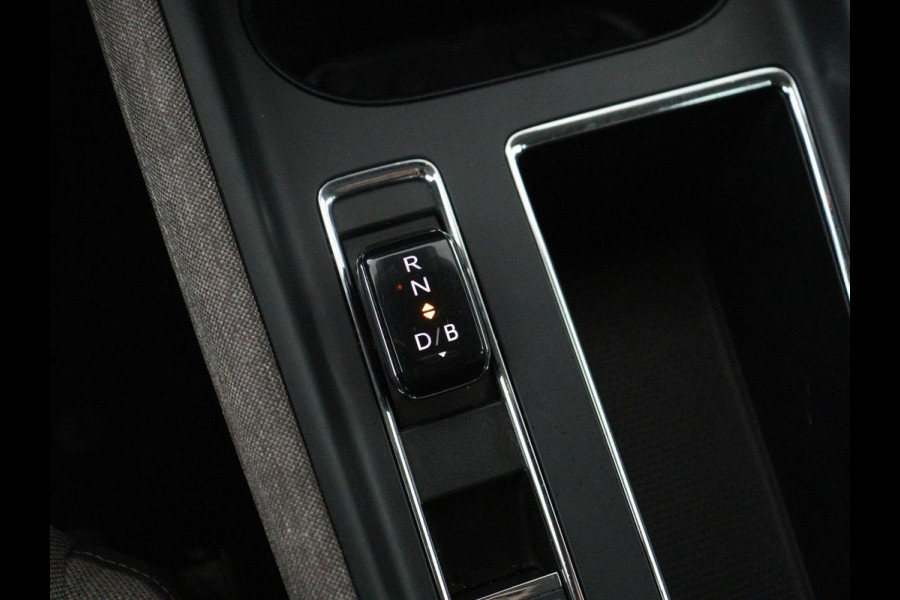 Škoda Enyaq iV 60 | SOH 93,2% | Cruise control | Carplay | Navigatie | Camera | Park assist | Sfeerverlichting | Virtueel dashboard | 19" velgen