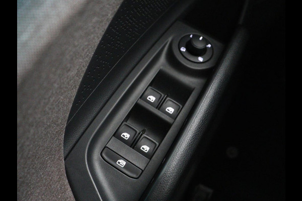 Škoda Enyaq iV 60 | SOH 93,2% | Cruise control | Carplay | Navigatie | Camera | Park assist | Sfeerverlichting | Virtueel dashboard | 19" velgen
