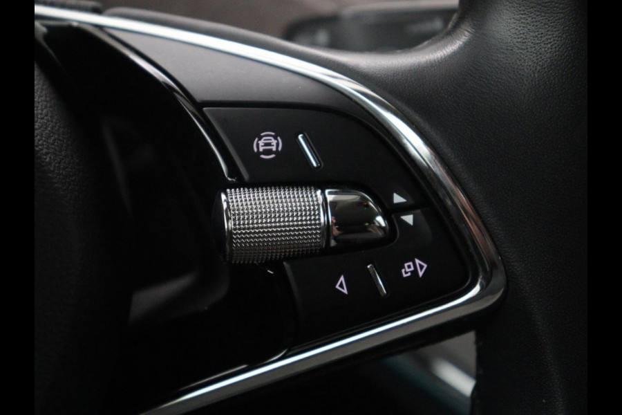 Škoda Enyaq iV 60 | SOH 93,2% | Cruise control | Carplay | Navigatie | Camera | Park assist | Sfeerverlichting | Virtueel dashboard | 19" velgen